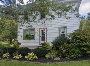 702 Schwartz Rd #1, Lancaster, NY 14086