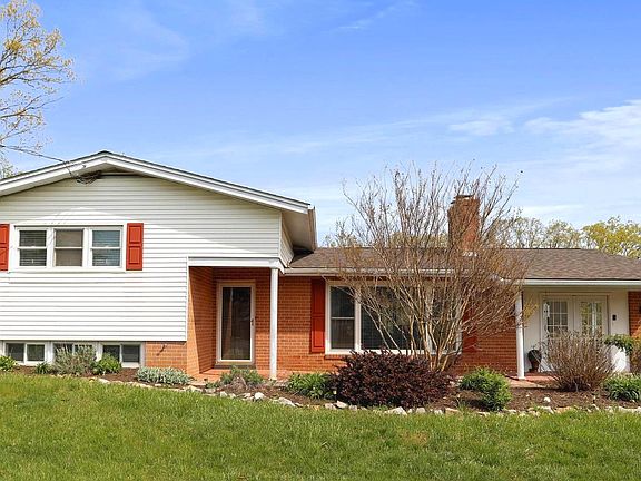 4th image of 16217 Rawlings Heights Dr