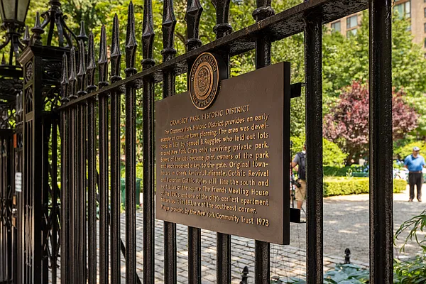 Sold by Douglas Elliman | media 18