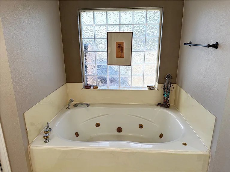 16003 Escher Rd — Photo 15