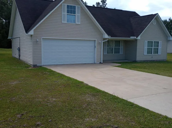 83 Windward Way Dr, Folkston, GA 31537