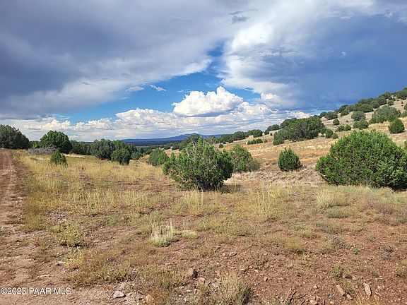 3rd image of 074A W Little Butte Ln