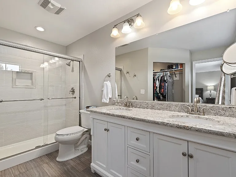 1339 E Stormy Dr — Photo 6