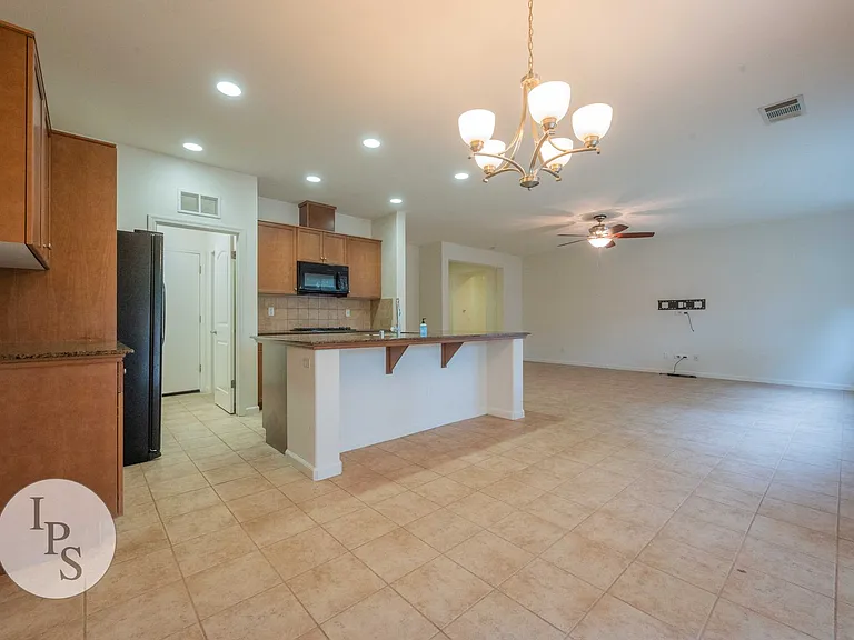 1668 N McPherson Ln — Photo 10