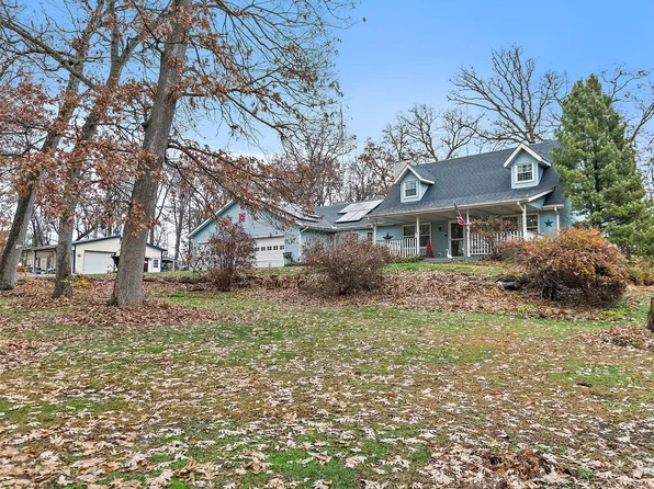 1313 Woods Rd, Belvidere, IL 61008