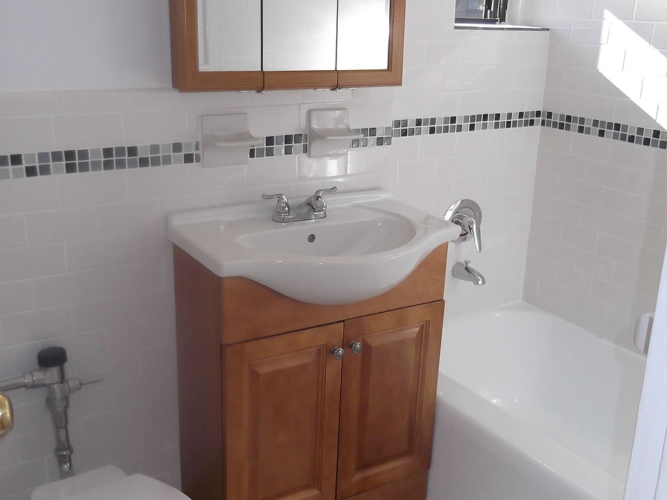 2nd image of 14050 Burden Cres APT 2B
