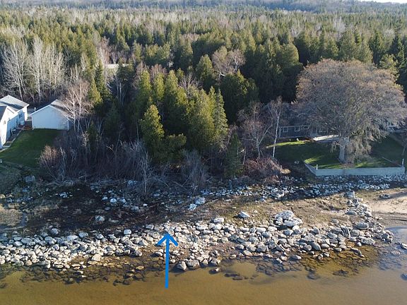 2nd image of 8 S Middle Beach Rd