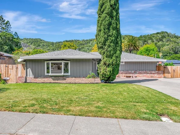 1040 Via Escondida, Novato, CA 94949