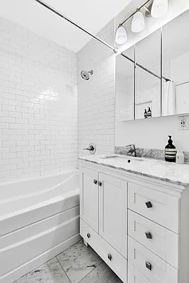 Sold by Bond New York | media 20