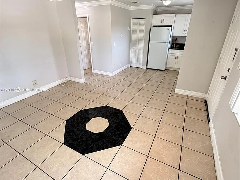 412 Lakeside Dr #223 — Photo 8