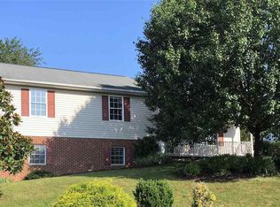 508 Marian Pl, Staunton, VA 24401