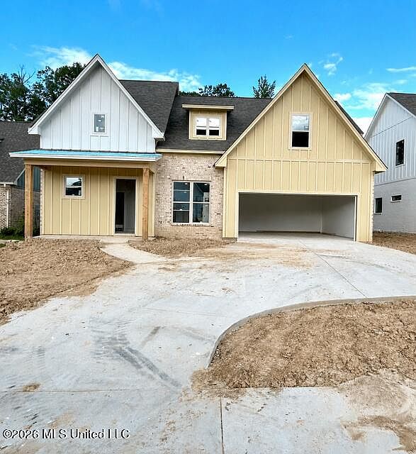 1st image of 171 Bronson Bnd