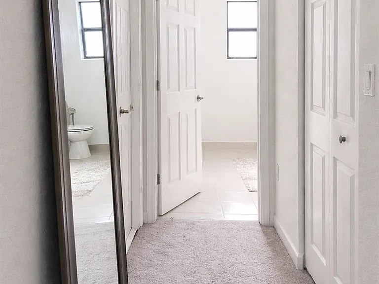 519 SW 19th Ter — Photo 23