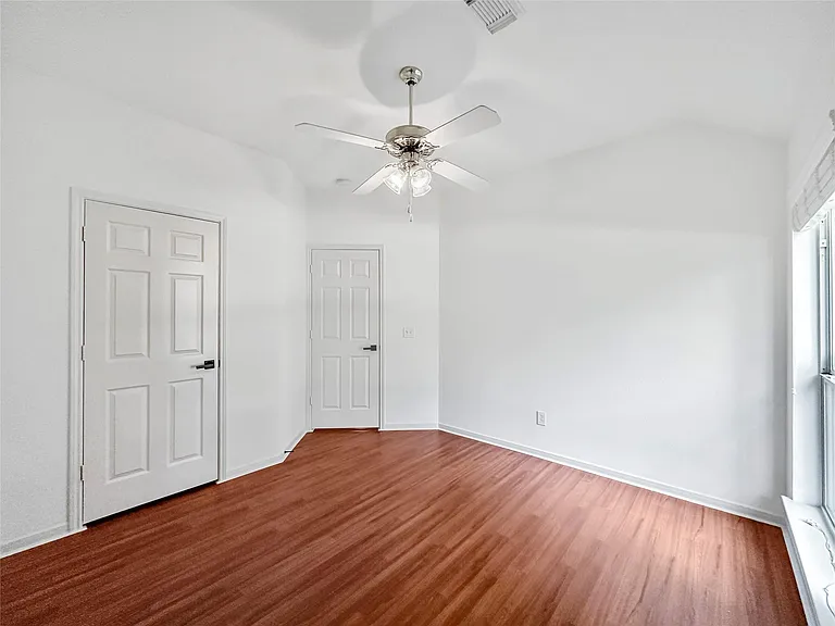 126 N Willow Point Cir — Photo 10