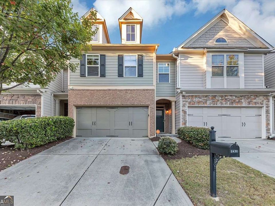 1st image of 2432 Whiteoak Run SE #20
