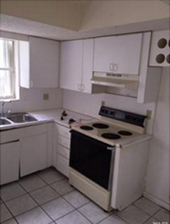 2nd image of 20756 SW 83rd Ave