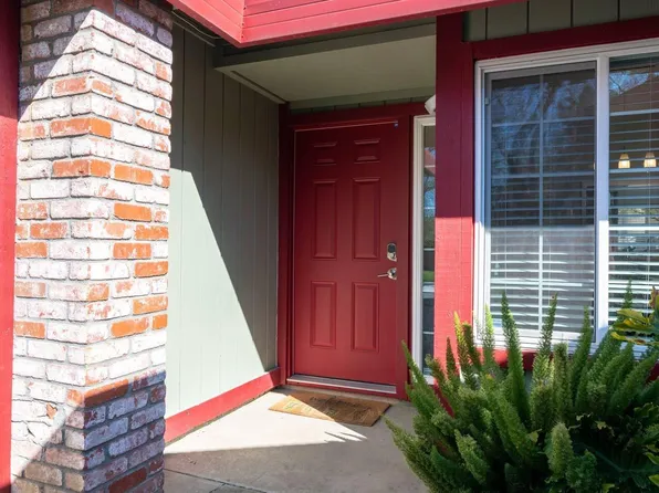 5 Datoro Ct, Sacramento, CA 95833