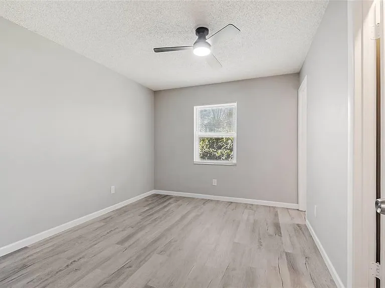 106 Lake Villa Way — Photo 14