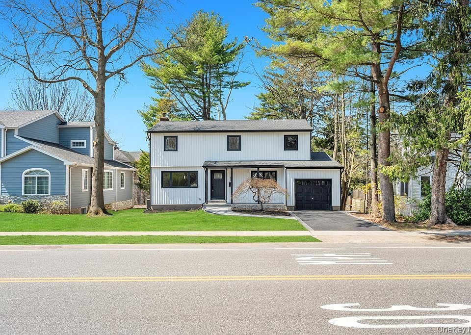 1st image of 441 Roslyn Road