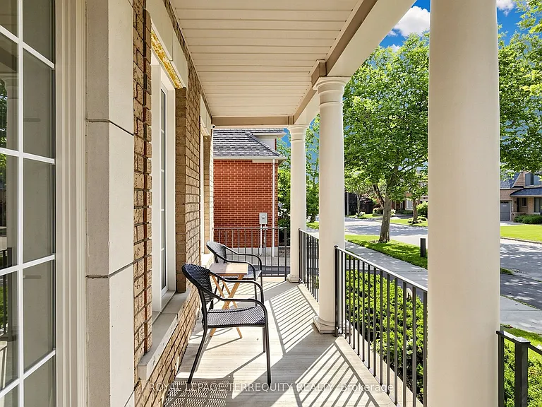 12 Ballantyne Dr — Photo 3