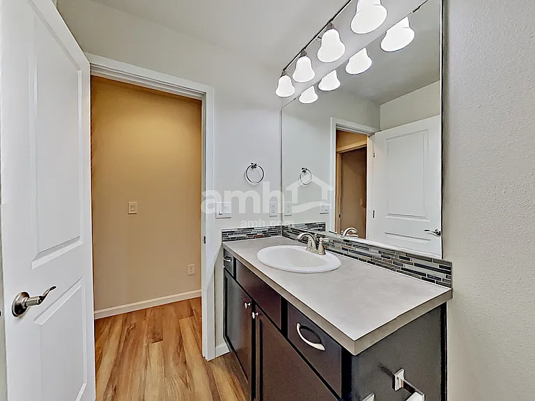 13713 67th Ave E — Photo 18