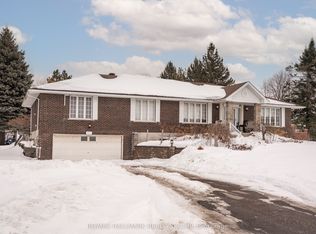 3291 Greenbank Rd #B, Ottawa, ON K2J 4J1