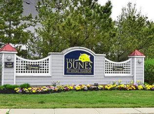 27 Skimmer Ln, Port Monmouth, NJ 07758