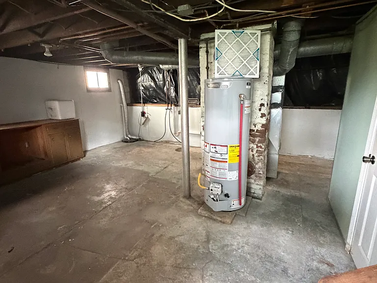 1325 Vance Ave — Photo 10
