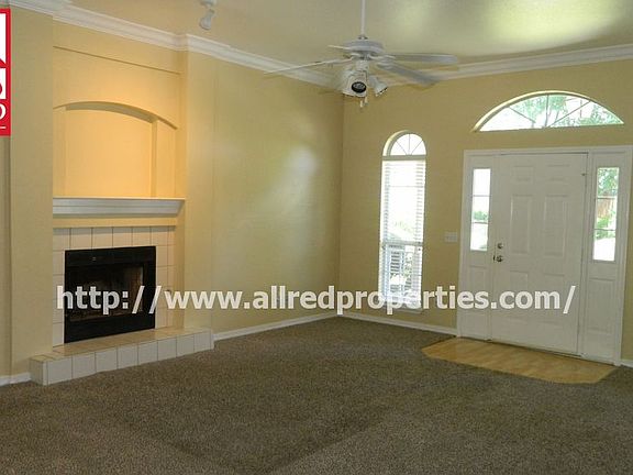 3rd image of 31 N Saint John Pl