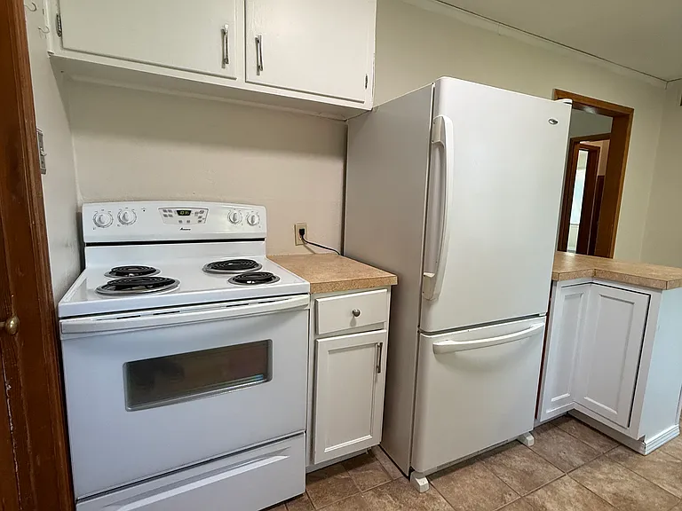 2207 S Volutsia Ave — Photo 11