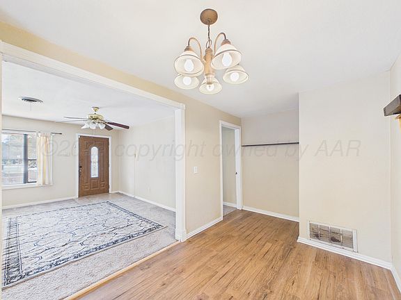 4th image of 1305 SE 16th Ave