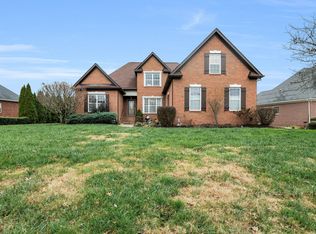 1311 Heather Pl, Murfreesboro, TN 37128