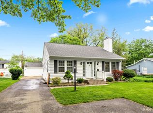 1135 Webster Ave, Wheaton, IL 60187