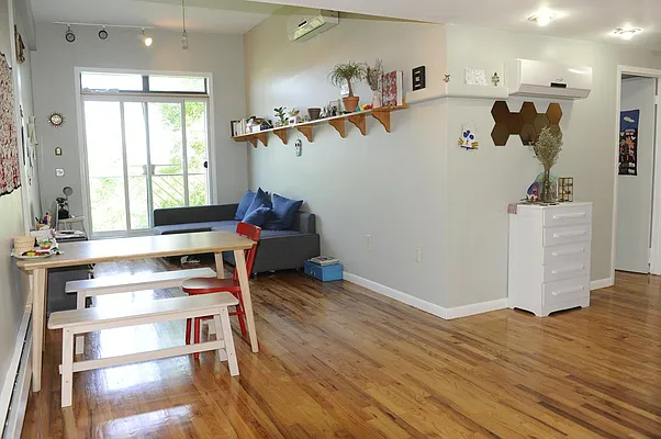 Rented by Bklyn Hts Vic Real Estate | media 18