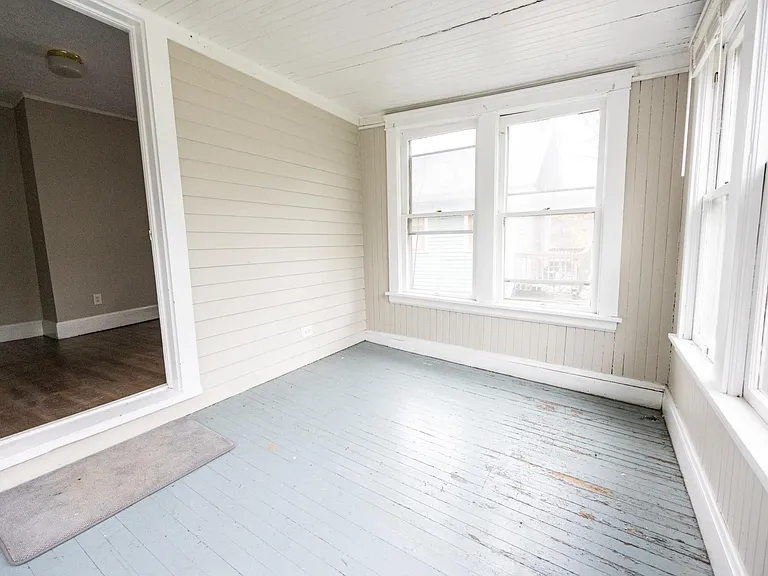 2295 Grandview Ave — Photo 15