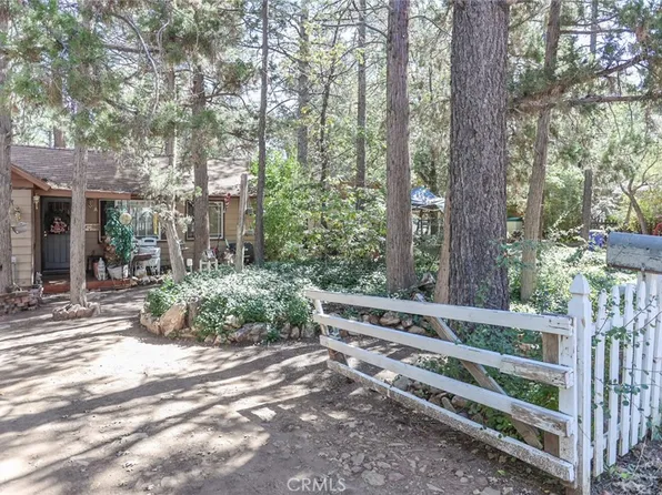 367 Leonard Ln, Sugarloaf, CA 92386
