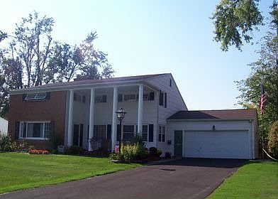 144 Hunters Lane