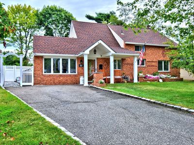 7 Wishbone Ln, Wantagh, NY, 11793