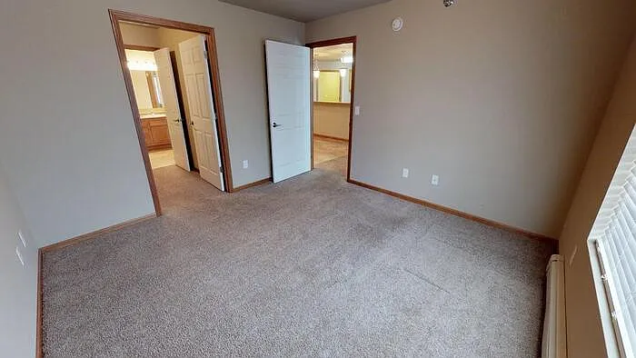2 bed, 1.0 bath, $1,250 — Photo 4