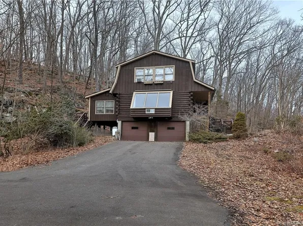 34 Newgate Road, Oxford, CT 06478