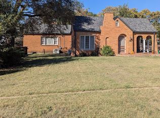 801 S Madden St, Shamrock, TX 79079