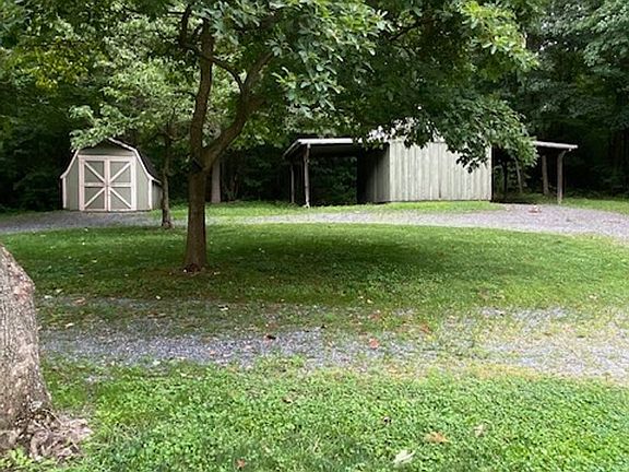 4th image of 2323 Laurel Top Cir