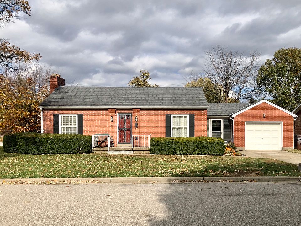 1st image of 30 Laurel Ln