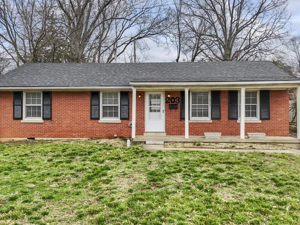 203 Loch Lomond Dr, Lexington, KY 40517