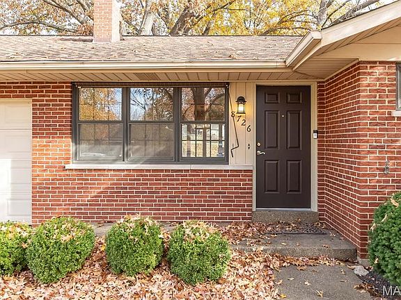 4th image of 8726 Glenwood Dr