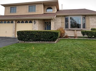 611 Academy Ave, Matteson, IL 60443