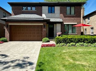 25925 York Rd, Royal Oak, MI 48067