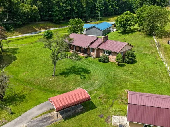 18 Shire Hill Rd, Saulsville, WV 25876