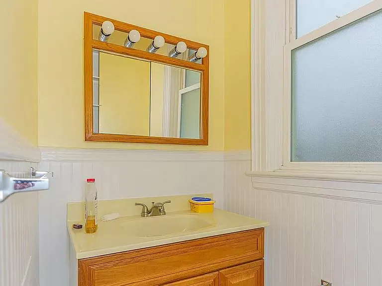 460 Hamilton St #2 — Photo 6
