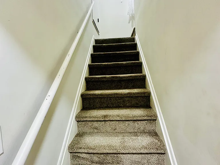 21801 Cushing Ave — Photo 17